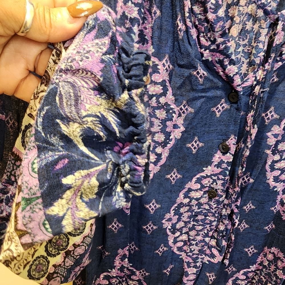 LUCKY BRAND Bohemian Blue and Purple Casual Blouse Size S - Picture 3 of 11